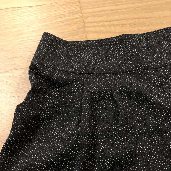 Loft Shorts with polka dots and pockets - Picture 2 of 5